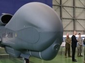 НАТО получило пару новейших беспилотников RQ-4D (Видео)