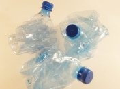 Парадоксальное решение: пластиковые бутылки спасут от устойчивости к антибиотикам