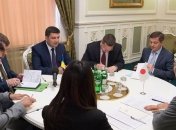 Премьер и посол Японии обсудили направления инвестирования в Украину
