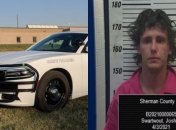 Закованный в наручники опытный угонщик увел полицейское авто без помощи рук: как ему это удалось