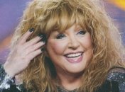 Примадонна рассказала, как бросила курить 