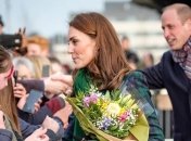 Кейт Миддлтон и принц Уильям отправились в трехдневный королевский тур на поезде (видео)