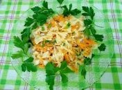 Салат із макаронів, з морквою, солоним огірком