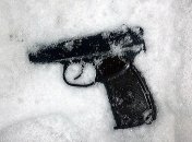 В Киеве обстреляли двери школы