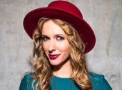 Катя Осадчая показала, как проходят ее курортные вечера