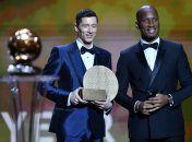 Роберт Левандовскі та Дідьє Дрогба