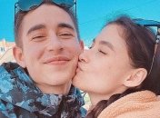 "Умею испортить сюрприз": победитель "Голоса страны-10" Роман Сасанчин сделал предложение своей возлюбленной