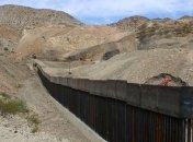 Закон о финансировании мексиканской стены принят в Конгрессе