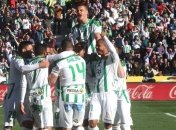 Неизвестные испортили химикатами тренировочное поле испанского клуба