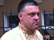 Тягнибок пришел на допрос в следственное управление МВД