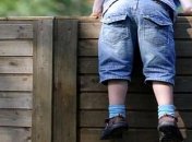 Двое маленьких детей ночью ушли из дома: подробности истории с хэппи эндом под Киевом (видео)