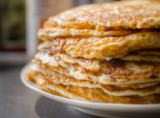 Млинці виходять пишними, апетитними і м’якими