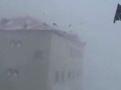 Ураганный ветер сносит крыши: на Чукотке случился погодный апокалипсис (видео)