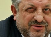 В депутаты регистрируют кандидатов-"клонов"