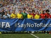 Президент федерации футбола Италии дисквалифицирован за расизм