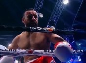 Российский боксер напал на своего секунданта во время боя (видео)