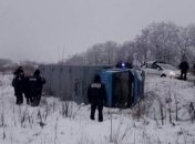 ДТП под Запорожьем: перевернулся автозак с 11 заключенными