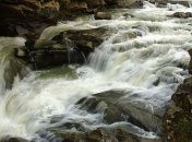 В Ивано-Франковской области ребенок упал в водопад