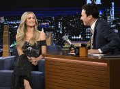 Модель просто сияла на съемках у Фэллона