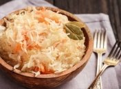 Квашена капуста обов’язкова у списку консервації на зиму