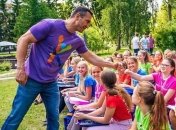 Кличко: Нам нужна сильная молодежь для решения задач, стоящих перед миром