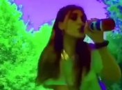 В Харькове 15-летняя девушка отличилась танцами на кладбище: видео разлетелось по сети 