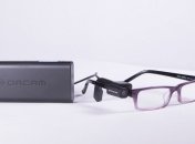 OrCam дает слепым людям возможность видеть