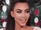 Ловите дозу праздничного настроения: как Ким Кардашян украсила свой дом к Рождеству (Видео)