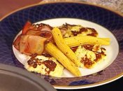 Картофельно-сырные блинчики с жареной кукурузой и ветчиной