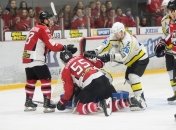 Донбасс сравнял счет в финале плей-офф УХЛ (Видео)