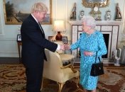 Елизавета II выполнила просьбу Джонсона