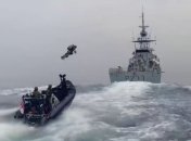 Как в Call of Duty: британские морпехи поразили сеть высадкой с ракетным ранцем (видео)