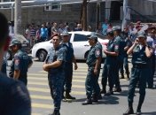 При разгоне акции в Ереване задержаны около 140 человек
