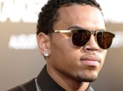 Самолет Криса Брауна совершил аварийную посадку