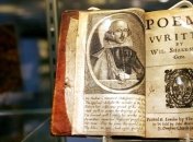 Пьесы Уильяма Шекспира переведут в прозу