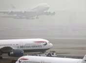 В Лондоне аэропорты отменили более 100 рейсов