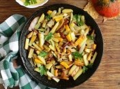 Продукты, с которыми опасно есть жареный картофель