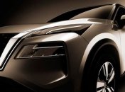 Nissan анонсировал дату дебюта своего популярного кроссовера X-Trail (Фото)
