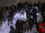 В Турции на дорогу сошла лавина и снесла автобус: есть погибшие 