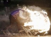 Акция протеста в предместье Парижа вылилась в столкновение с полицией