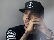 Стали известны детали аварии Льюиса Хэмилтона