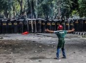 В столице Индонезии прошли акции протеста: требовали отставки президента (Фото)