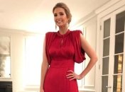 Иванка Трамп рассмешила сеть курьезными снимками