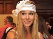 Катю Осадчую ограбили во Франции 