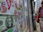 Гонконг провел валютные интервенции на фоне притока денег из РФ 