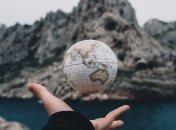 Сколько стоит Земля? Ученые создали формулу оценки стоимости космических тел