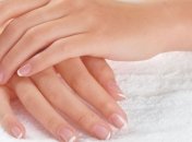 Как устранить проблему ломких ногтей?