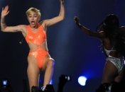 Майли Сайрус подружится с бездомными 