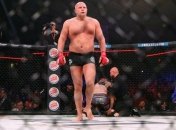 Емельяненко нокаутировал Мира на 49-й секунде