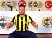 "Фенербахче" объявил о трансфере Вальбуэна